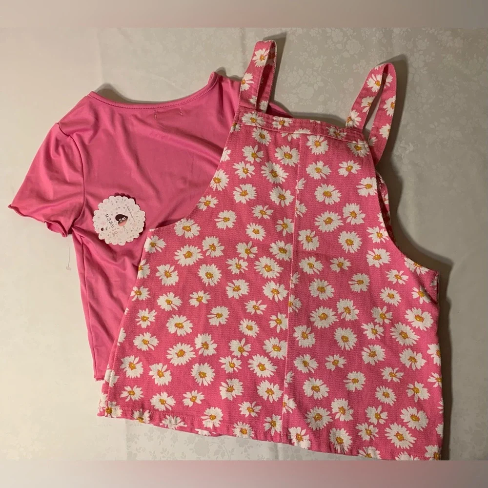 NWT Outfit: Overall Skirt of Pink Denim w White Daisy Print + Pink Top - Picture 2 of 7